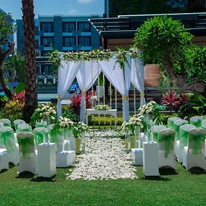 ***** Курортный комплекс Courtyard By Marriott Bali Индонезия