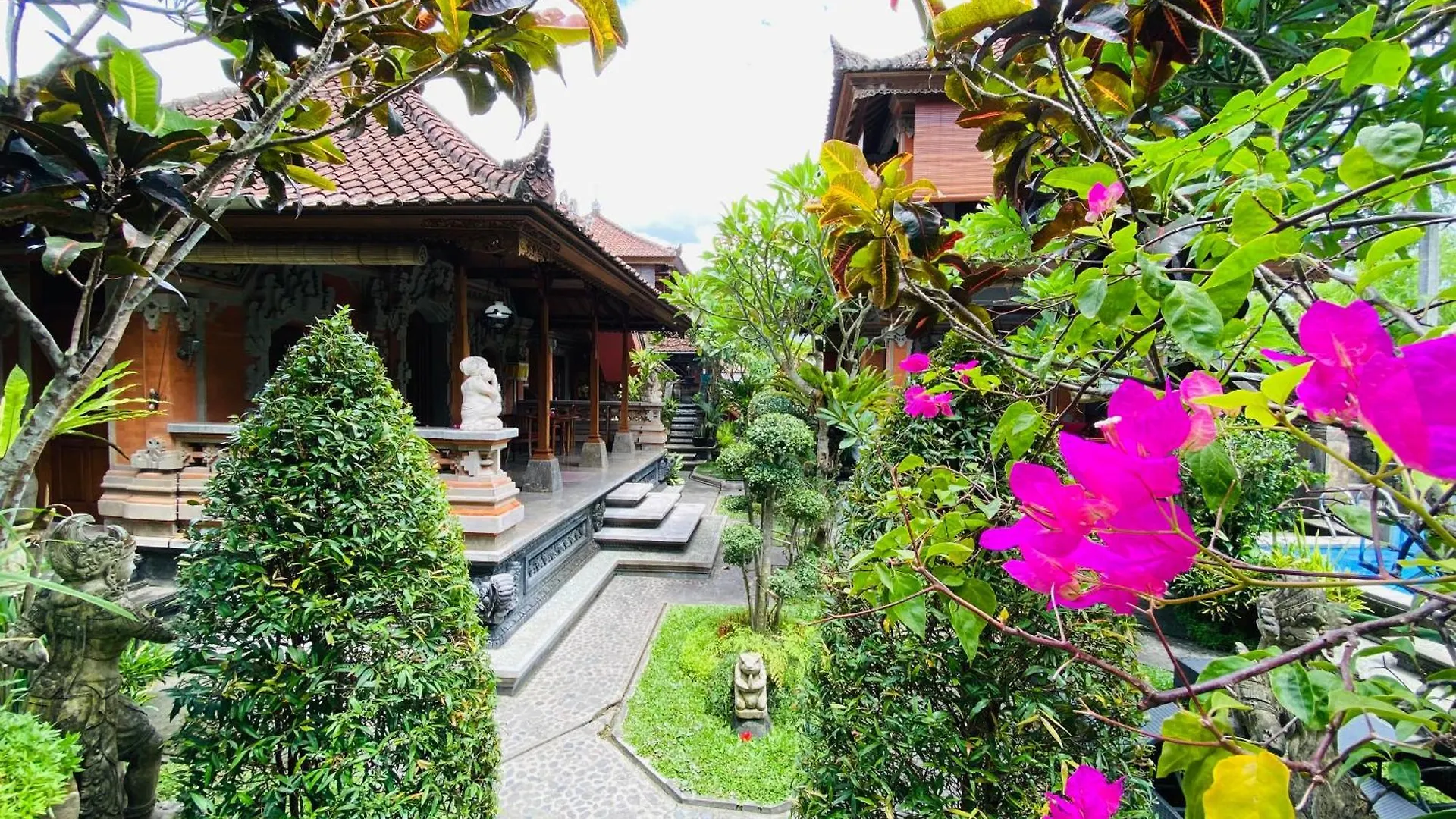Aura Bisma Guesthouse Ubud
